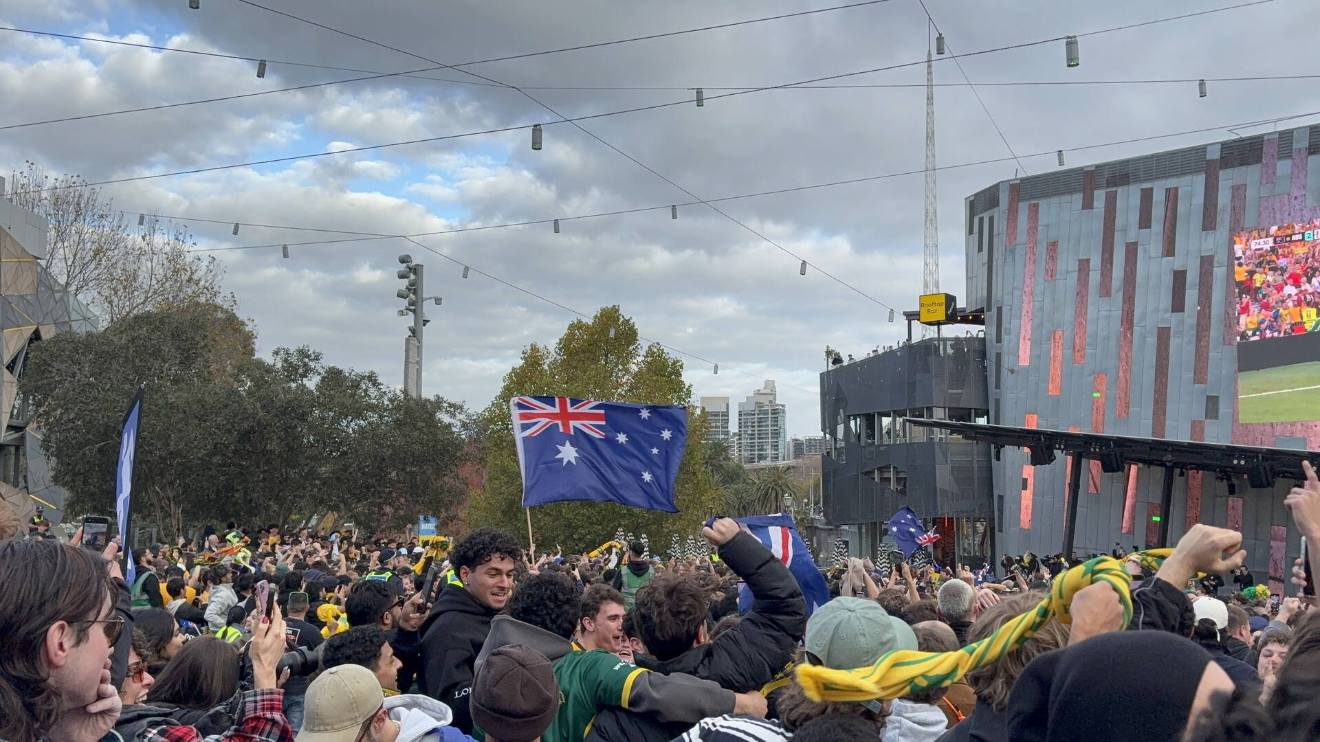 10,000 fans, one voice: Melbourne roars for the Socceroos