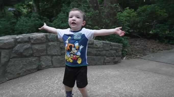2-year-old amputee running again just weeks after receiving prosthetic