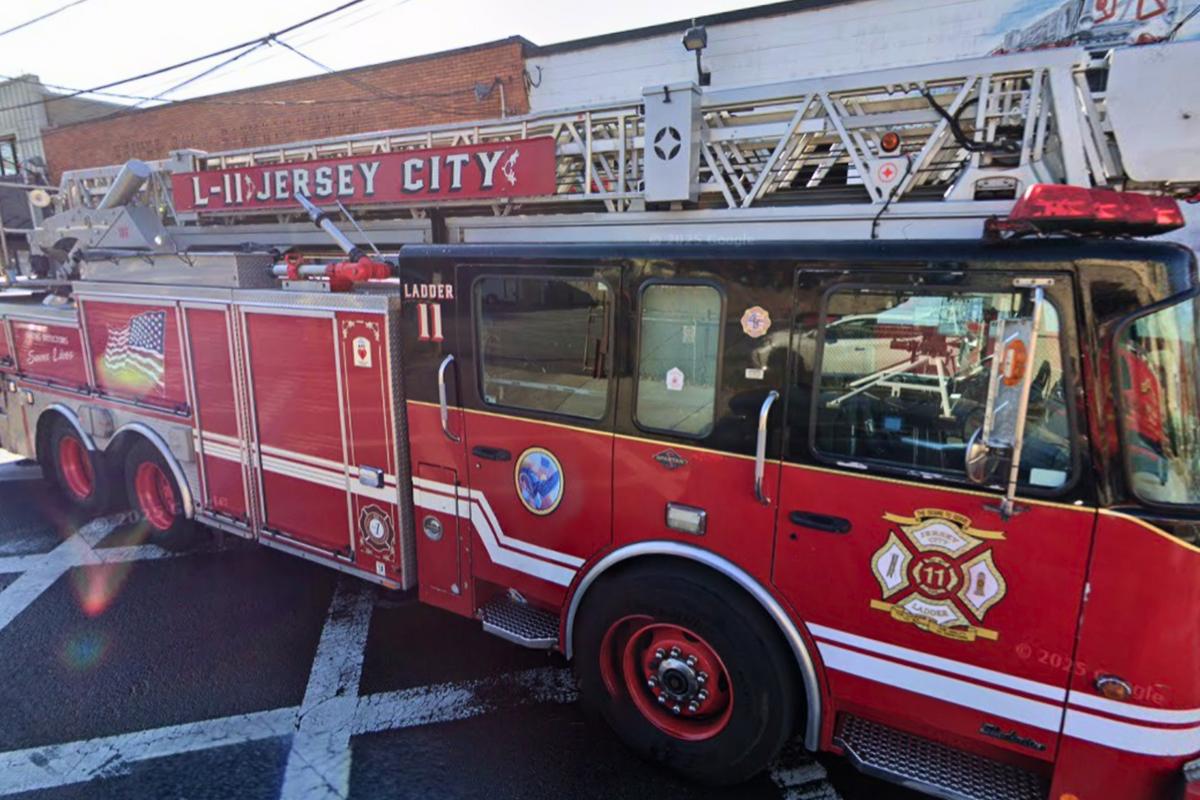Acid attack hospitalizes 5 women with peeling skin in Jersey City