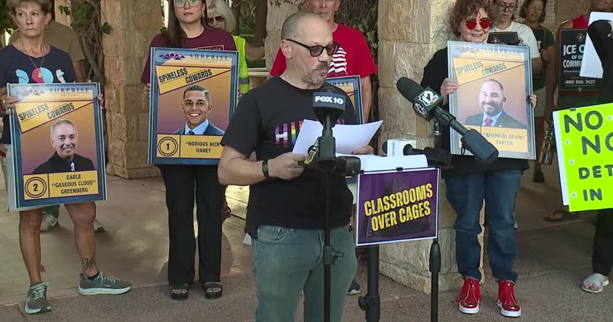 Activists seek to disincorporate Surprise over planned ICE facility