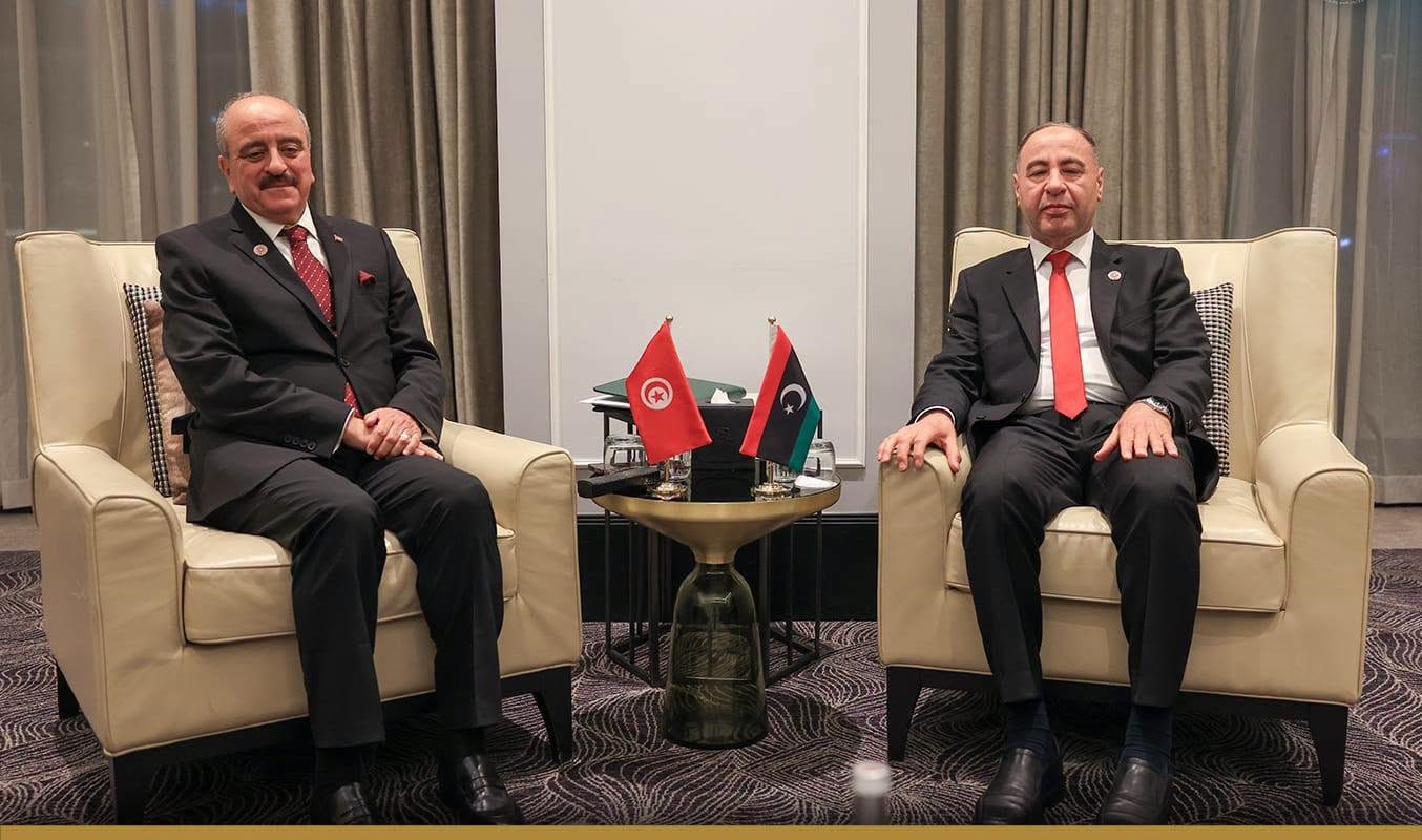 Al-Baour and His Tunisian Counterpart Discuss Strengthening Bilateral Cooperation and Coordinating Arab Positions
