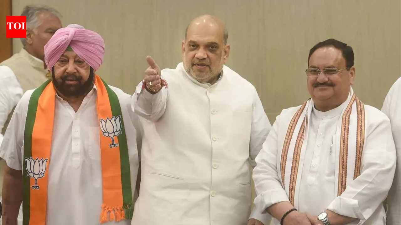Amarinder Singh: ‘Discussed various issues’: Capt Amarinder Singh meets Amit Shah, Nadda in Delhi amid exit buzz | India News