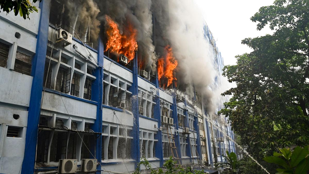 Around 4,000 EVMs gutted as Bengal govt. building catches fire; Minister flags possibility of foul play