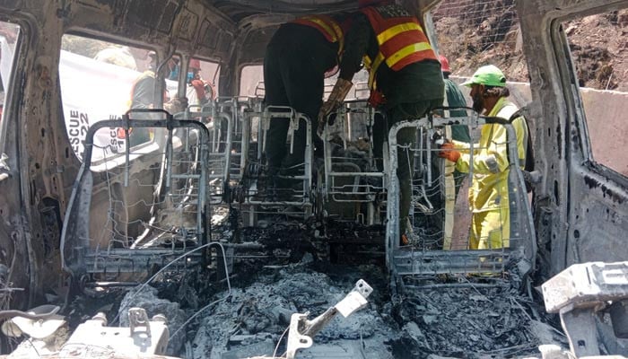 At least 10 killed, 13 injured after tourist van catches fire on Murree Expressway