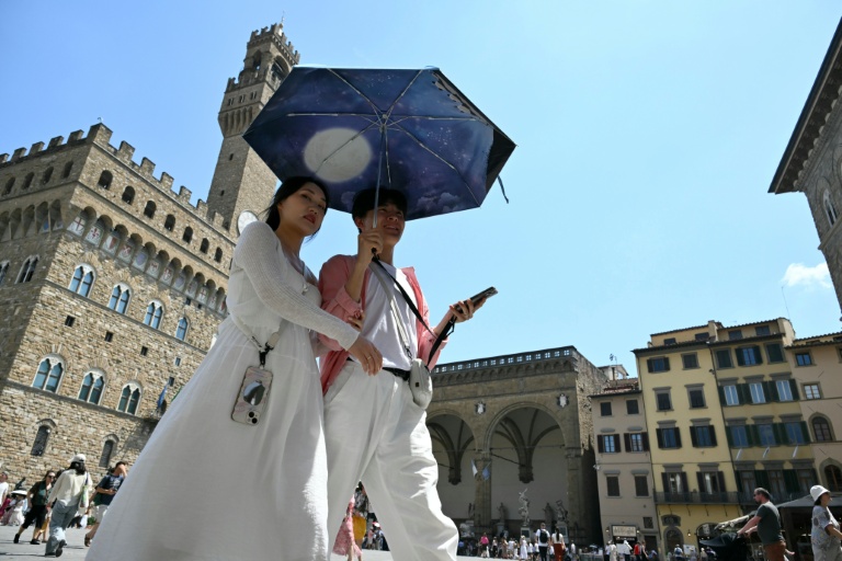Baking heatwave gives Europe no respite