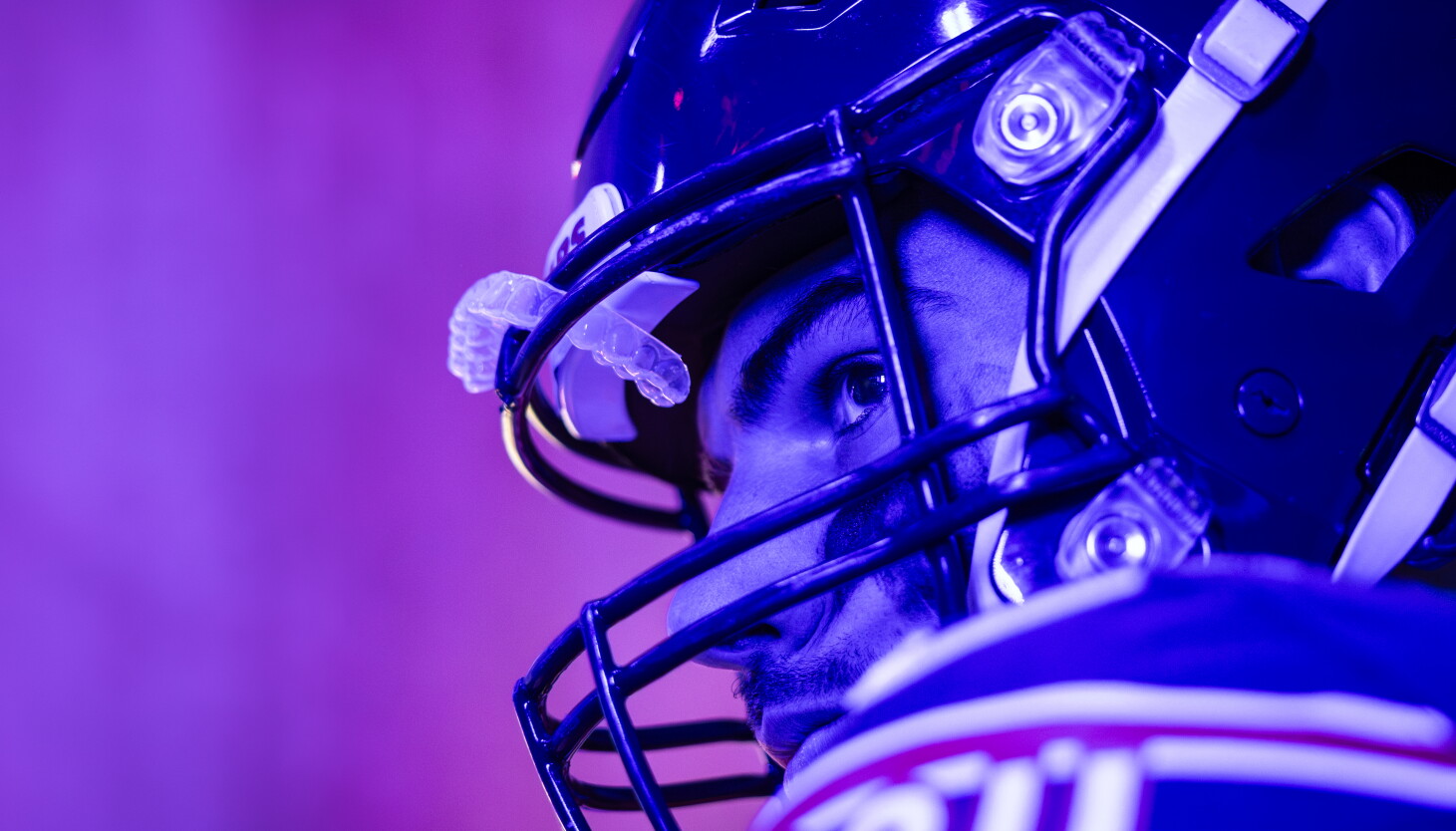 Bears TE Cole Kmet knows the secret of sticking around no matter who comes and goes at Halas Hall