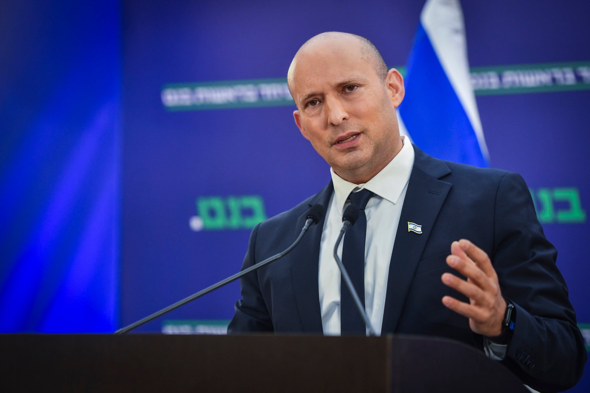 Bennett calls to dismantle illegal settlement outposts, draws right-wing leaders' ire