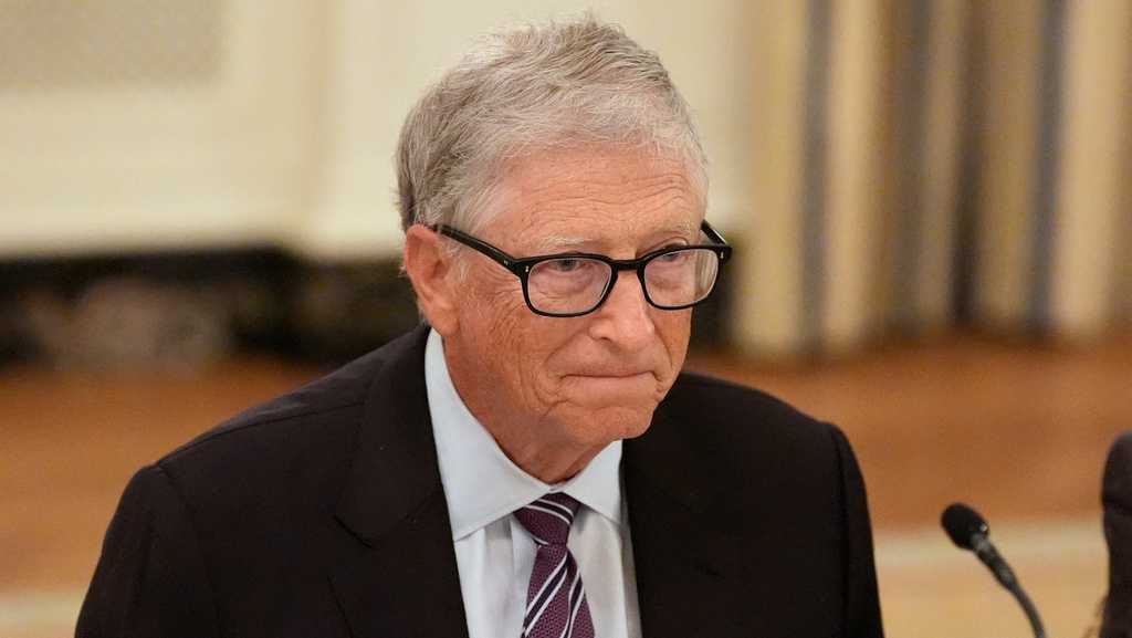 Bill Gates to face House panel on Epstein files
