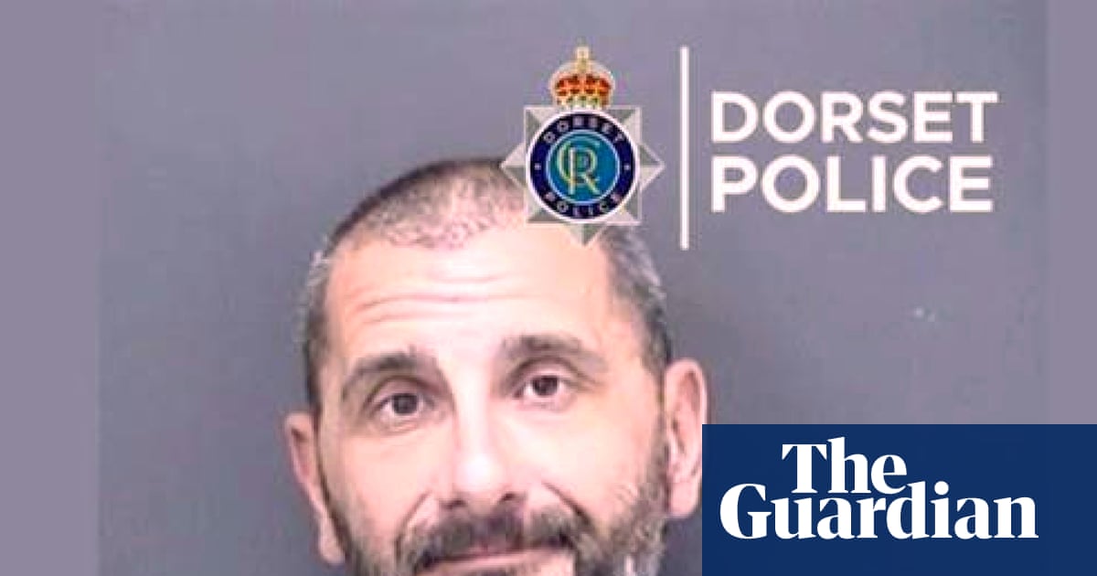British man arrested in Ecuador after woman’s body found in suitcase in Colombia | Ecuador