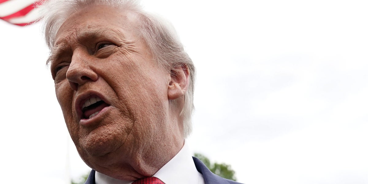 'Can't Make This **** Up': Trump's Weirdest Post Ever Mocked On Social Media