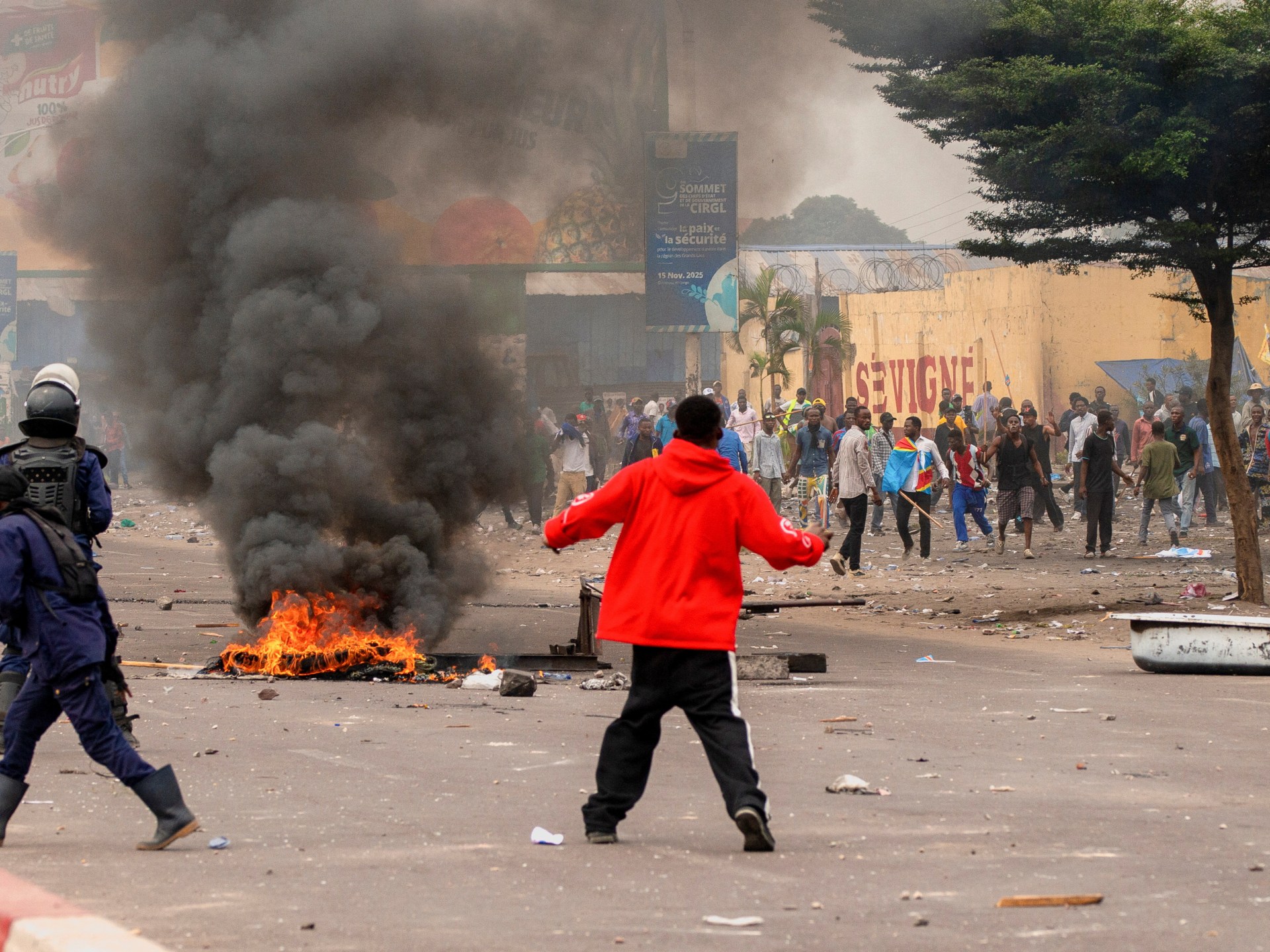 Clashes break out at DRC rally against presidential term-limit change | Protests News