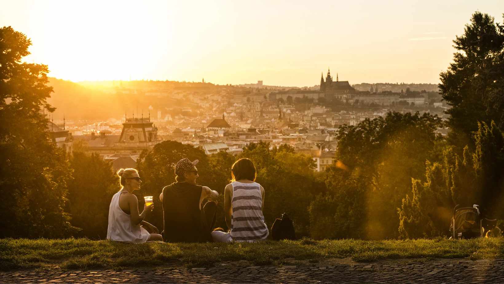 Czechia Reaches Western Prices While Wages Lag Behind