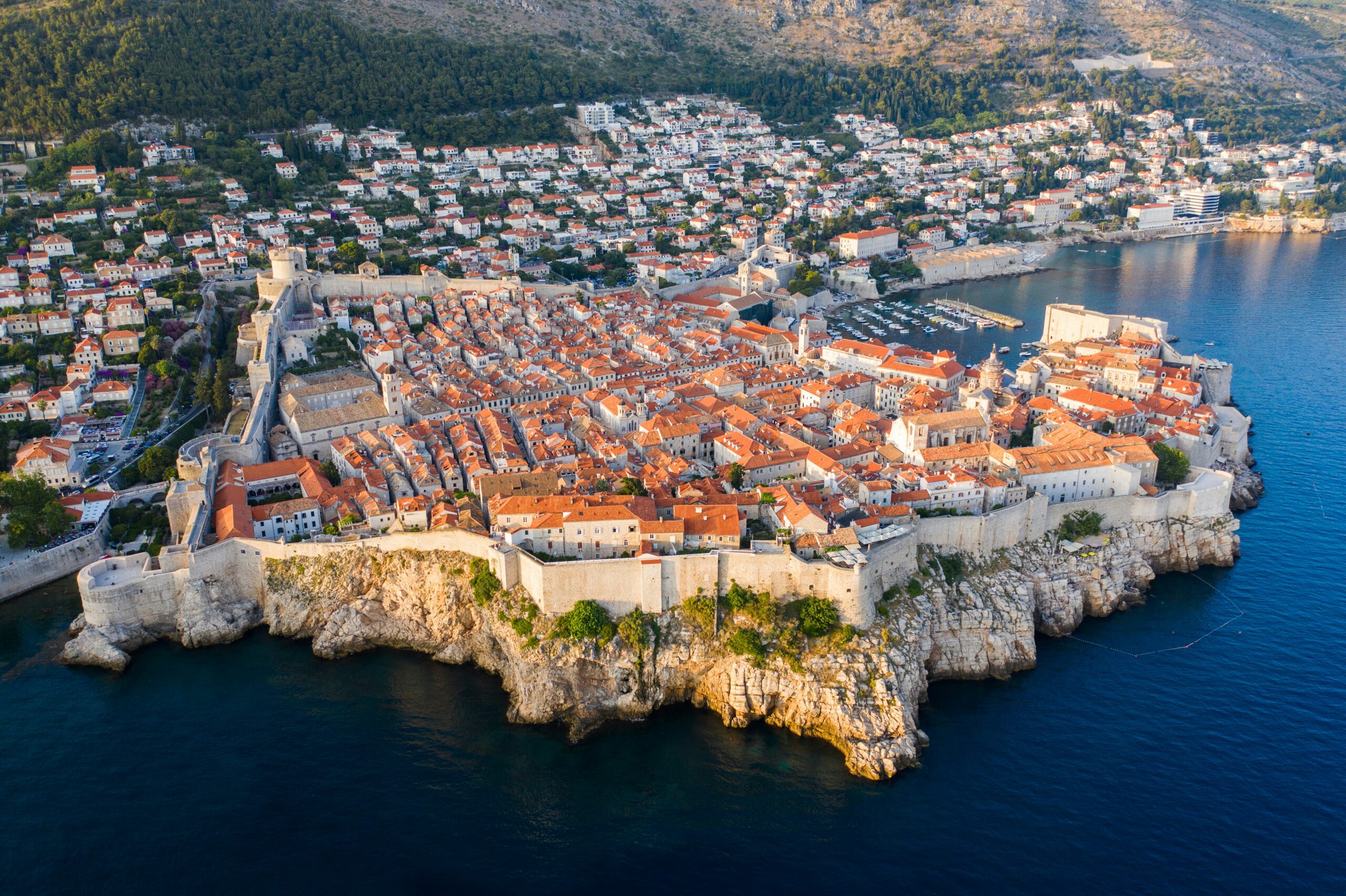 Dubrovnik Steps Up Fines as Tourist Season Pressure Builds