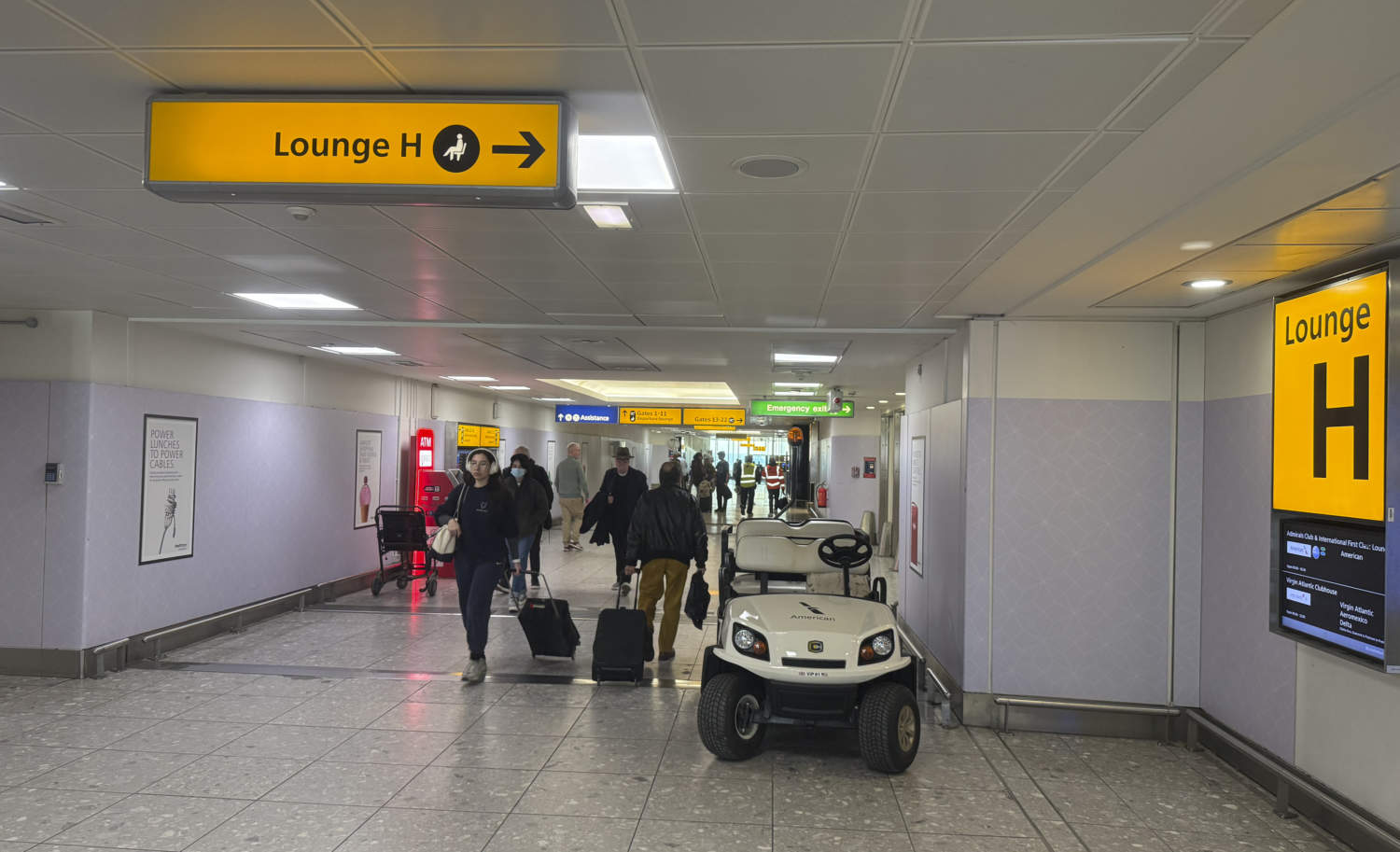 EU deal on flight delay compensation and carry-on baggage fees after ten years of negotiations