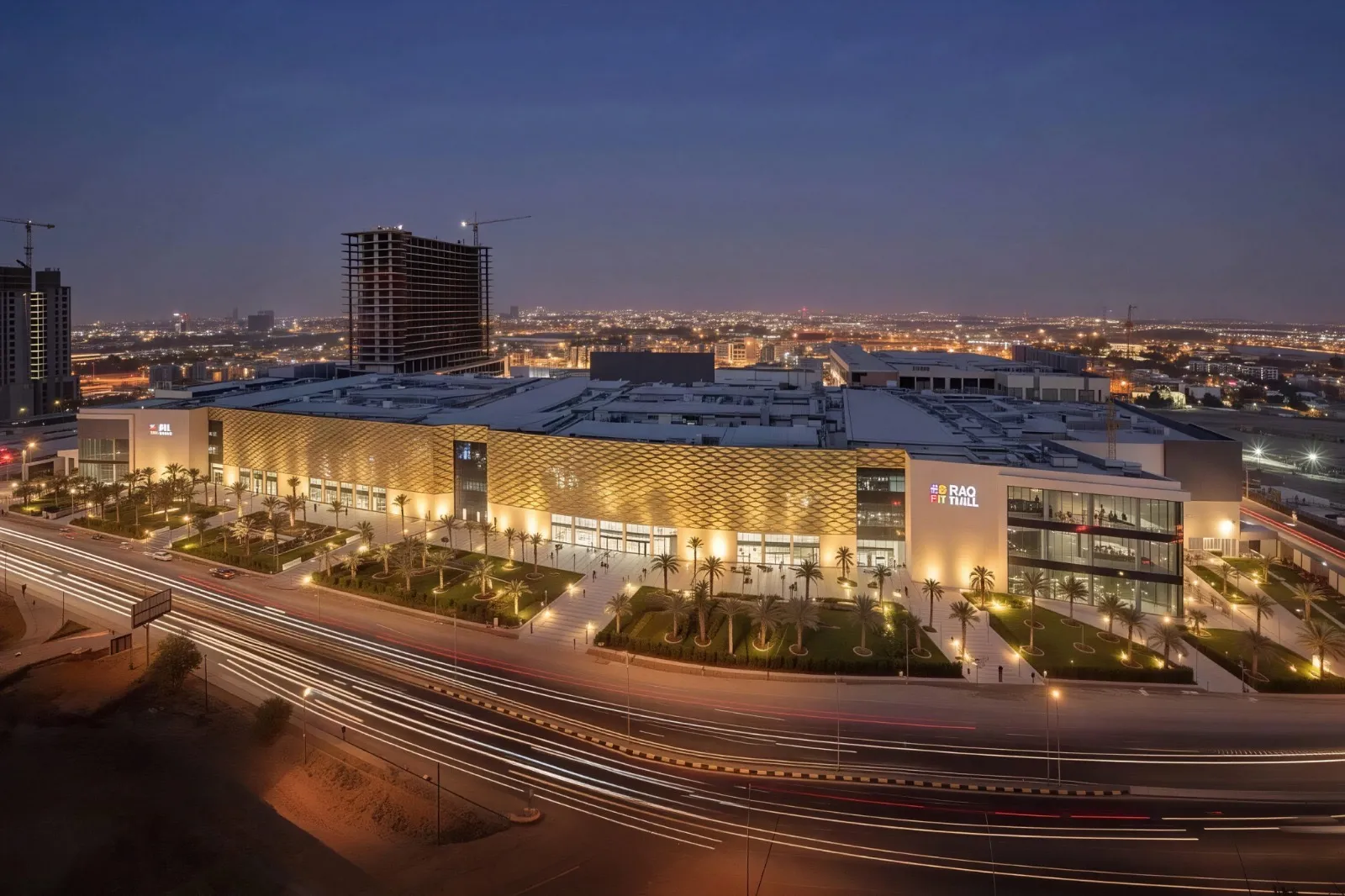 Electricity crisis threatens to close Iraq Mall, endangering 20,000 jobs