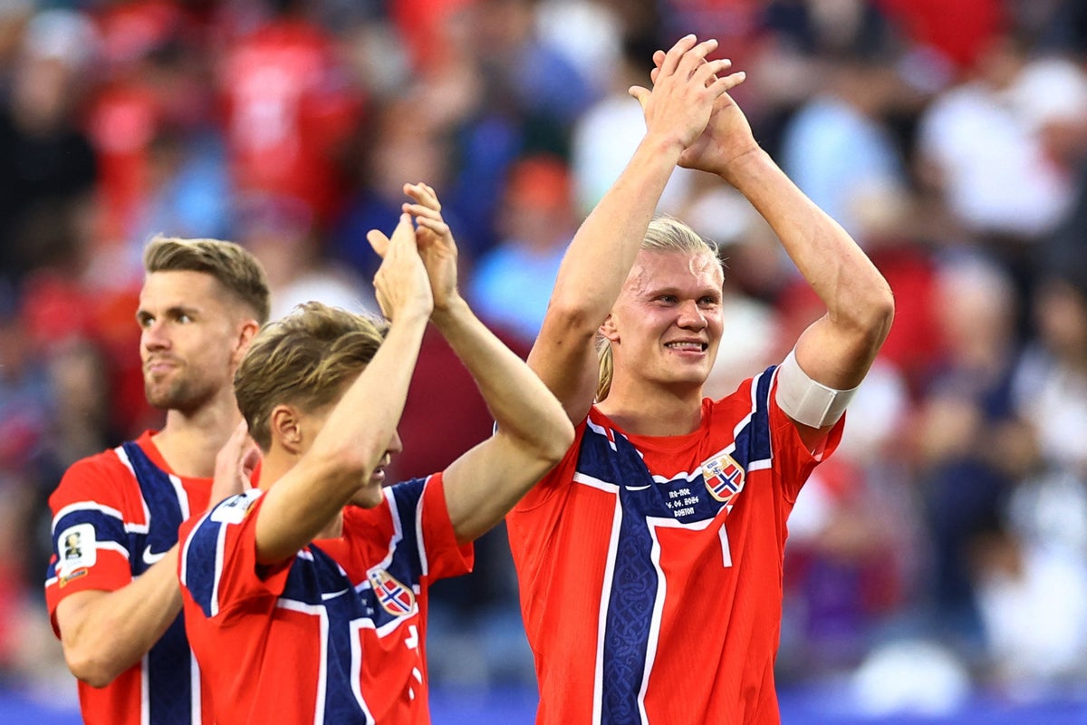 Erling Haaland scores twice on World Cup debut as Norway hammer Iraq