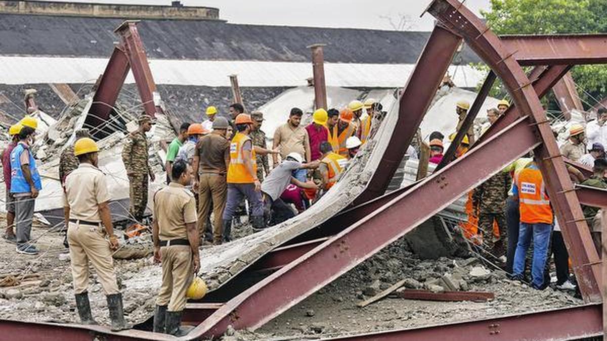 Five arrested, FIR registered in Taratala warehouse accident