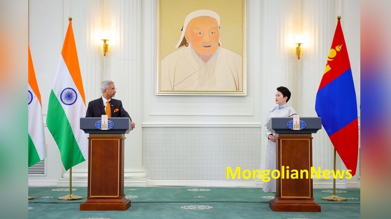 Foreign Ministers of Mongolia and India hold talks