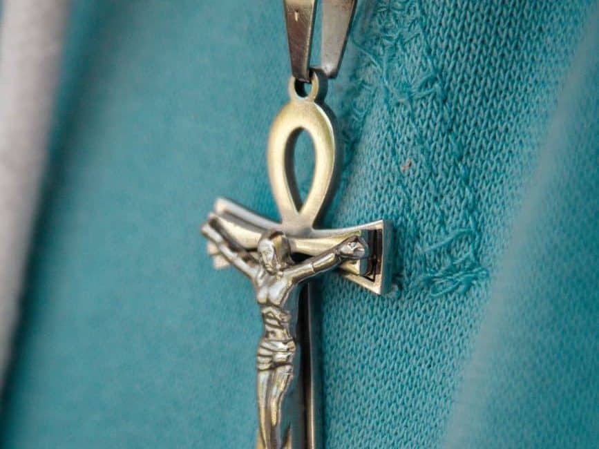 Geneva votes “no” to elected politicians wearing religious symbols