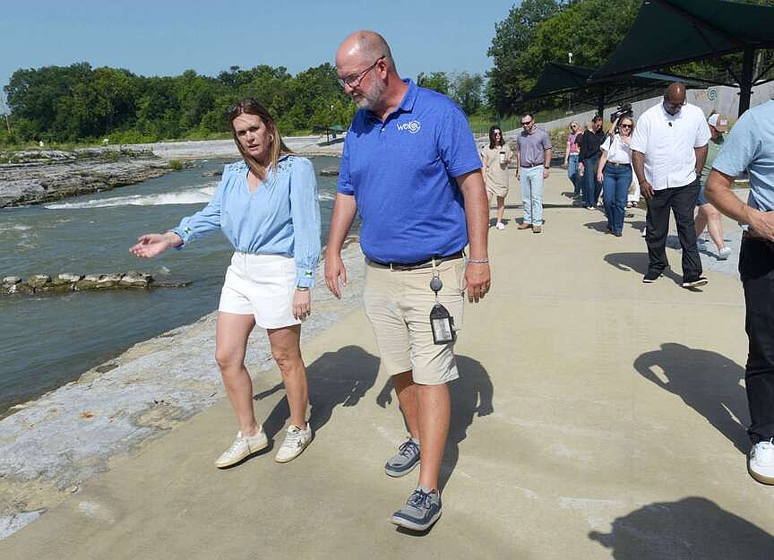Governor ‘Capital for a Day’ event in Siloam Springs includes a water park visit | The Arkansas Democrat-Gazette