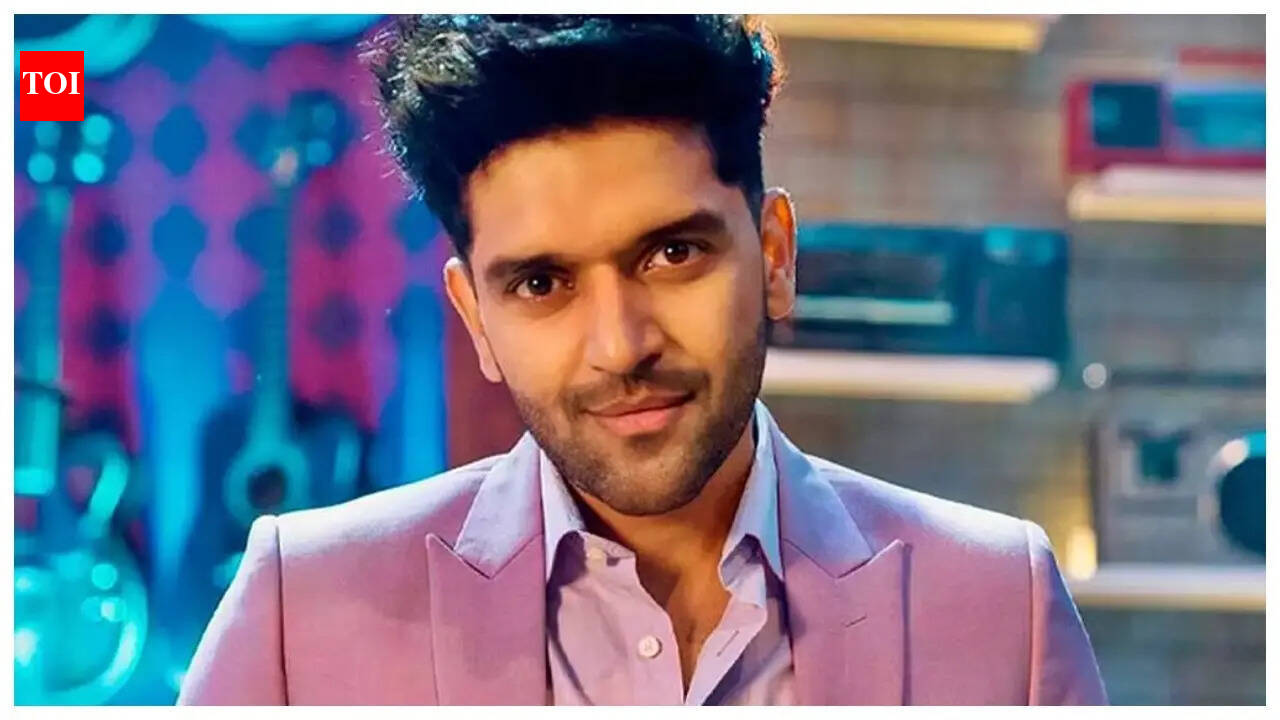 Guru Randhawa Gym Shooting News: Shooting outside Guru Randhawa’s gym in Delhi: Police says ‘two unknown bike-born persons’ fired few shots | Hindi Movie News