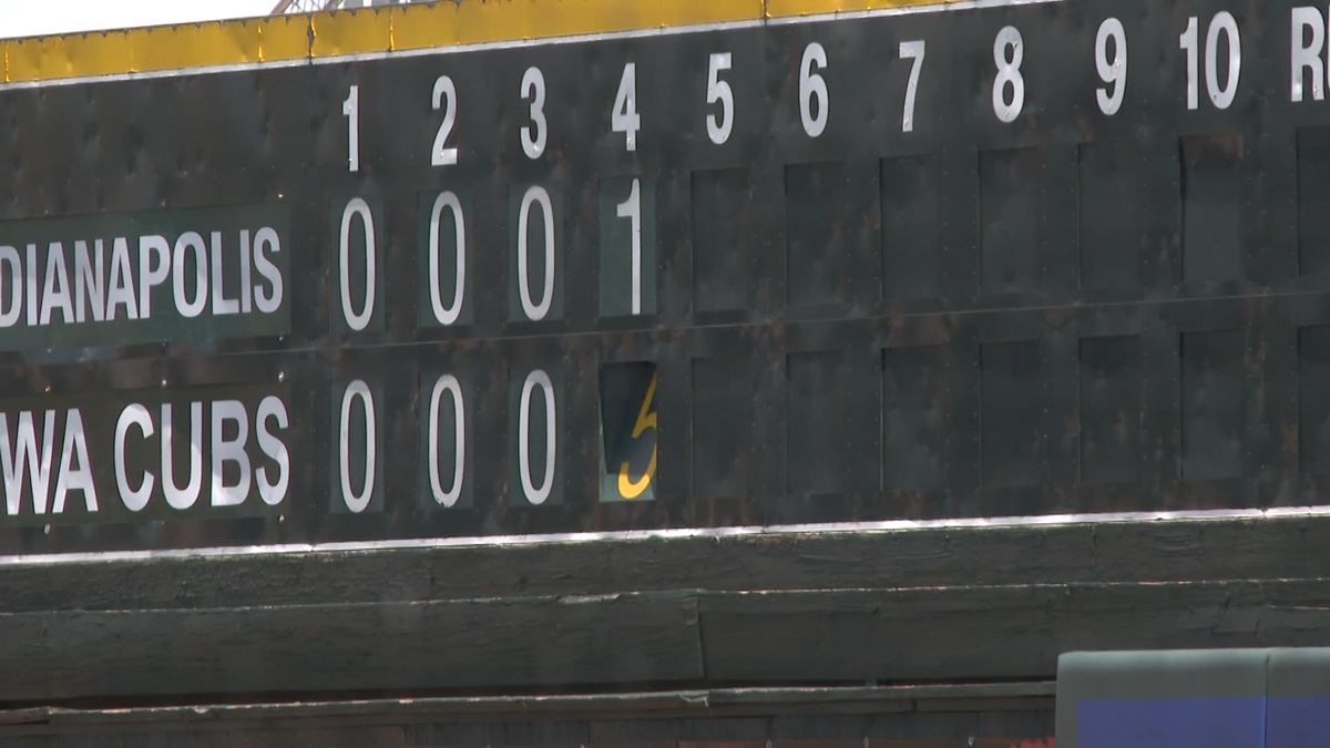 Hand-operated scoreboard keeps nostalgia alive at Iowa Cubs games
