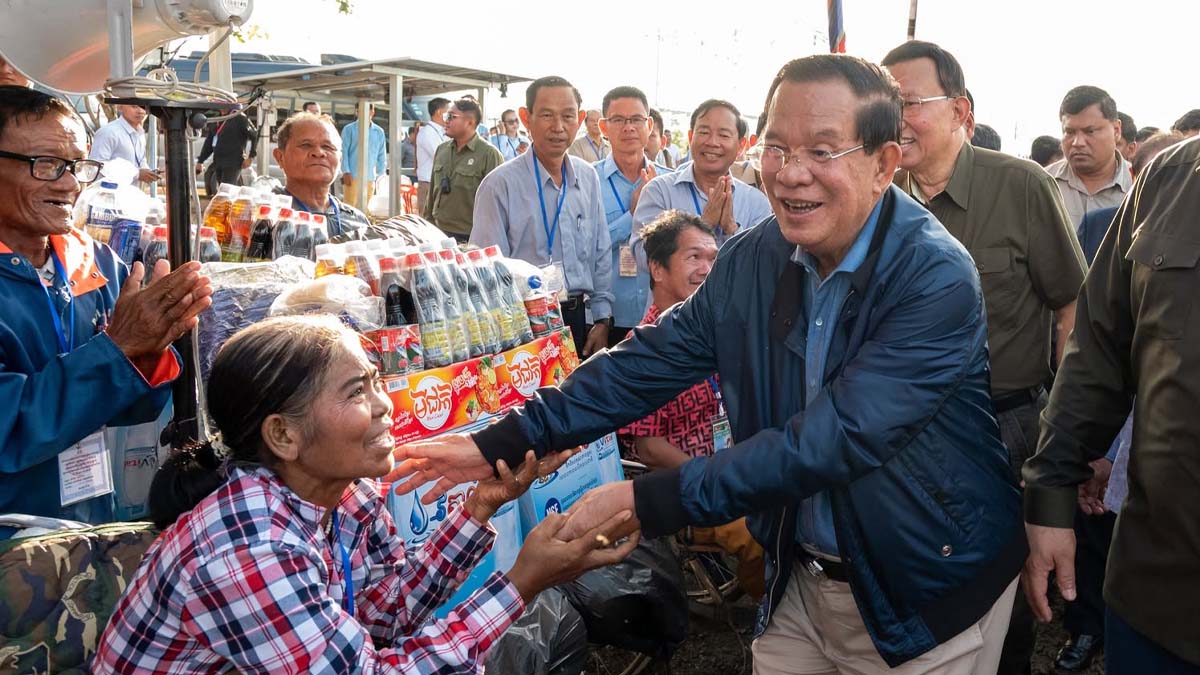 Hun Sen says Cambodia chooses diplomacy with Thailand to protect peace