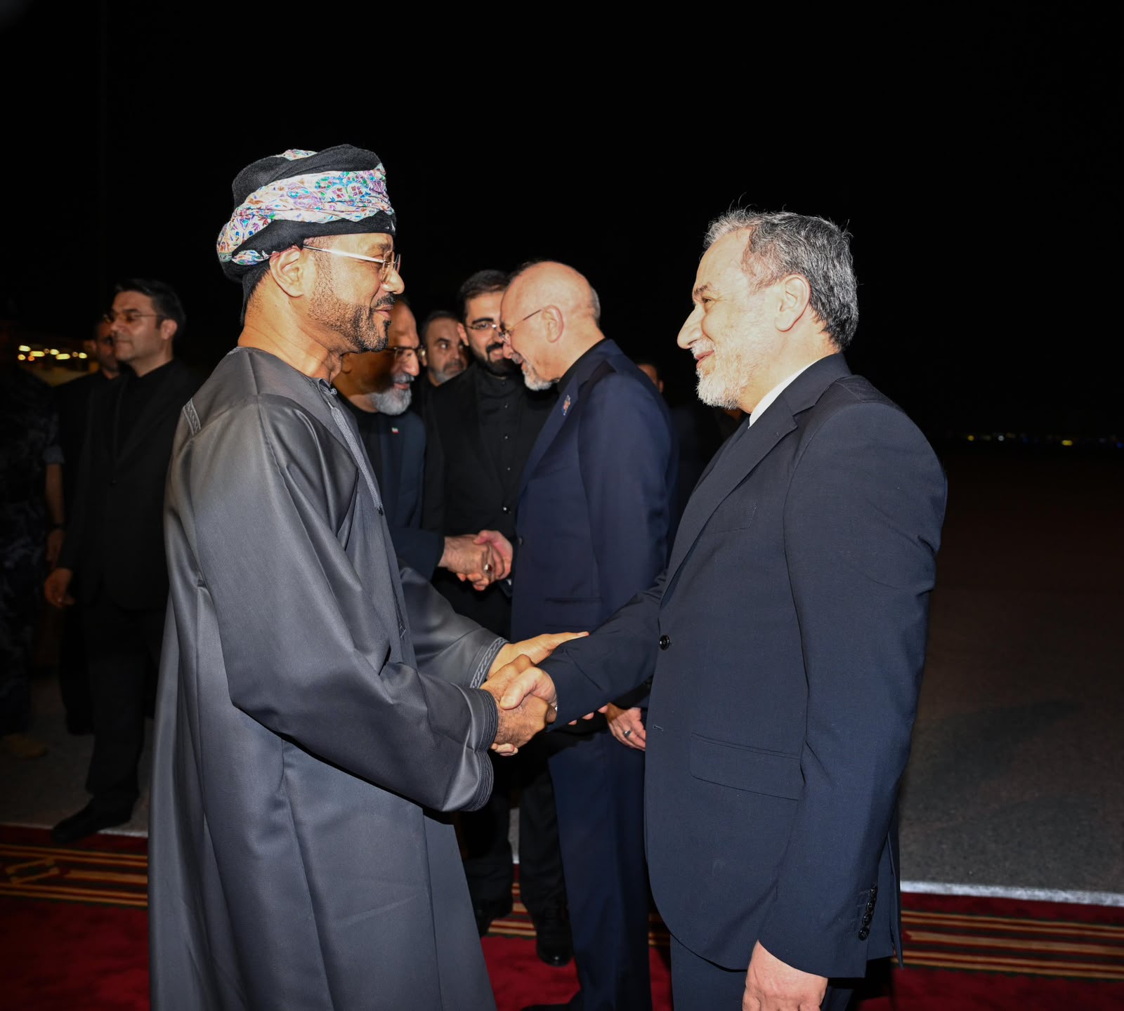Iranian officials arrive in Oman for Strait of Hormuz talks