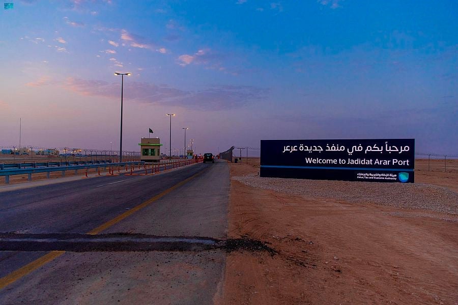 Iraq plans to build desert highway to Saudi Arabia