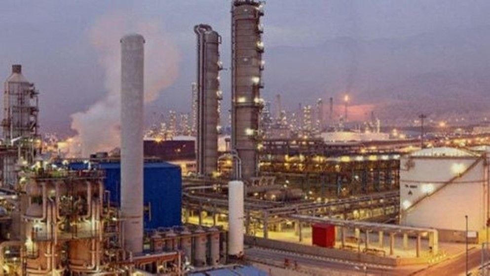 Israel Targets Petrochemical Plant in Southern Iran...