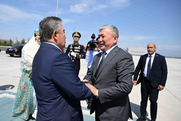 Kasyamaliev arrives in Tashkent to attend major regional investment forum -