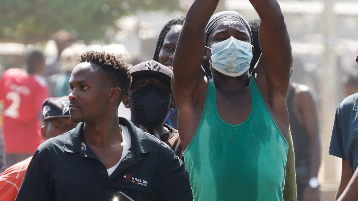 Kenya minister says US-run Ebola facility plans halted after court order | Health News