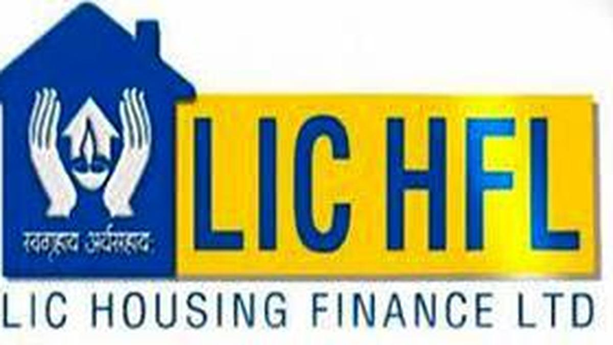 LIC Housing Finance told to compensate customer for PAN link error
