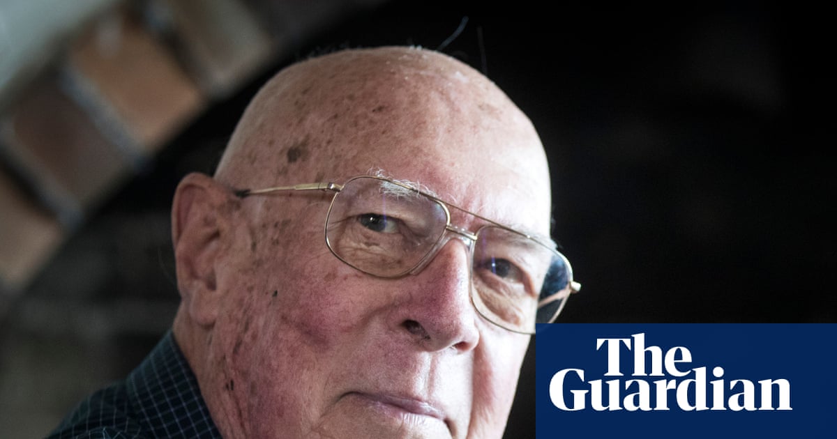Les Mills, New Zealand Olympian behind global gym chain, dies aged 91 | New Zealand