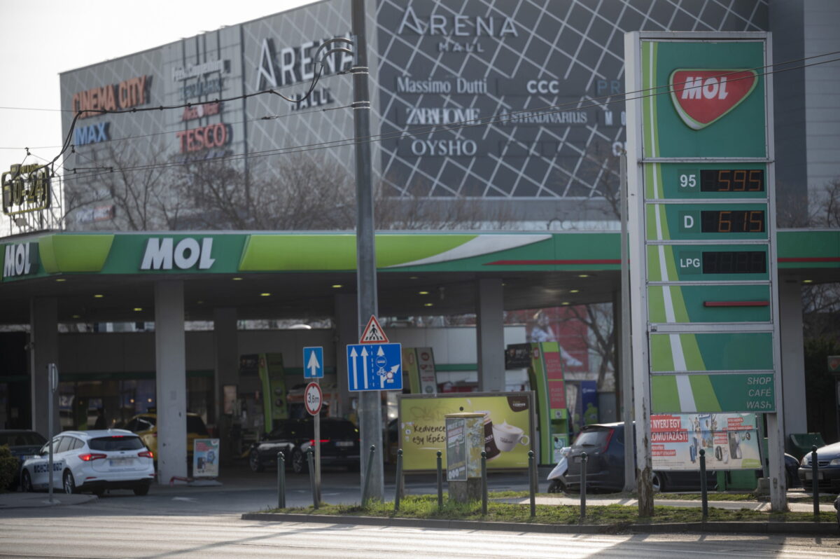 MOL Secures New U.S. License to Advance Serbian Oil Company Acquisition Talks