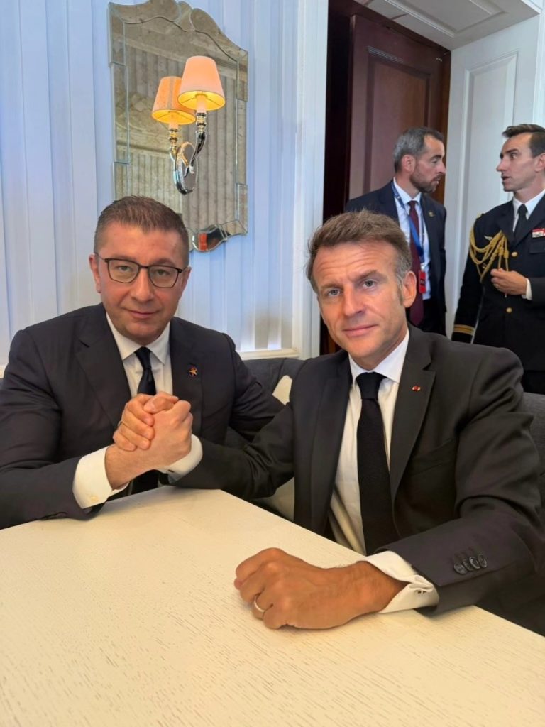 Mickoski met with Macron for "open and direct talks"