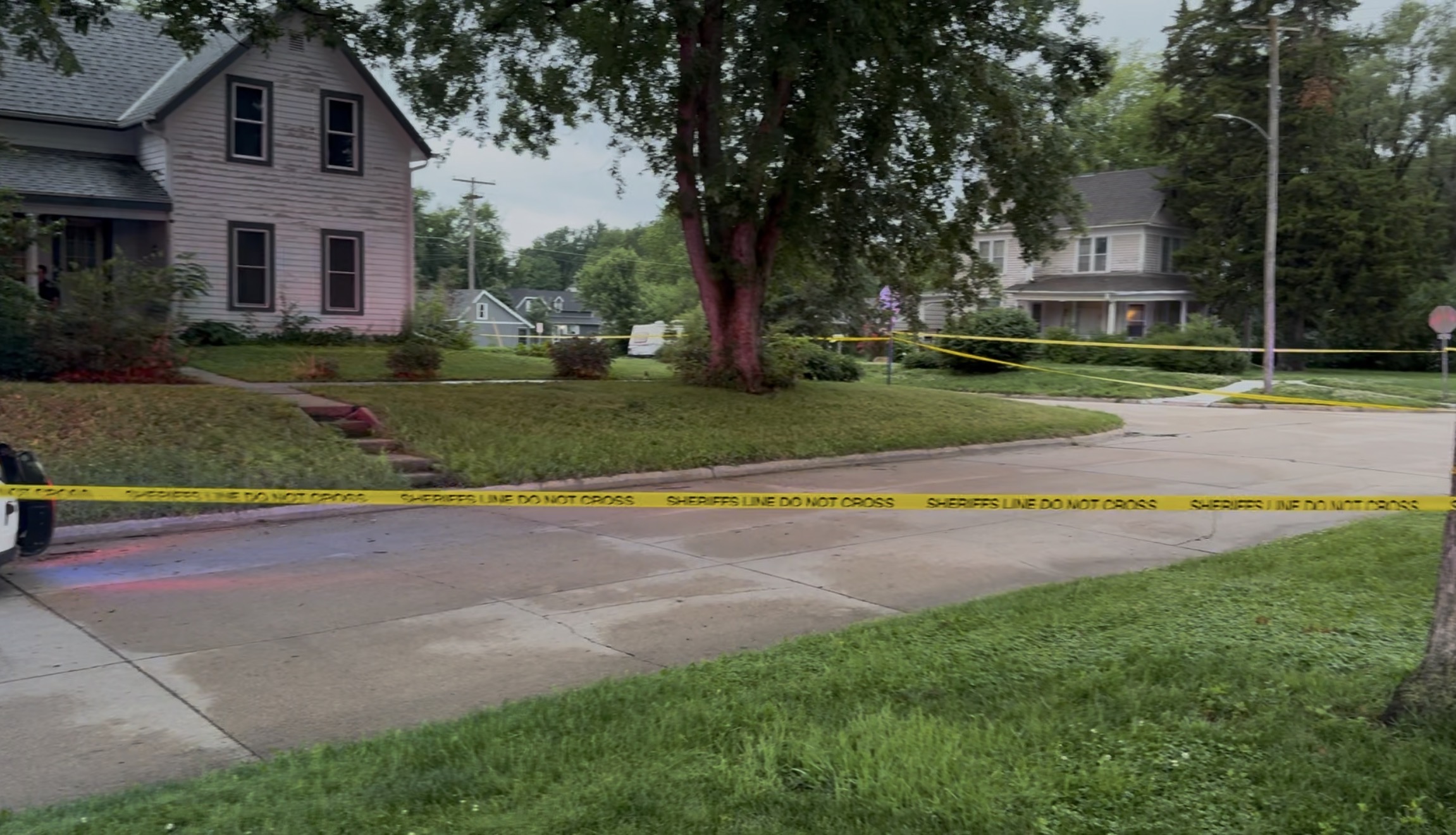 One killed, one arrested following shooting in Ashland neighborhood, the sheriff's office says