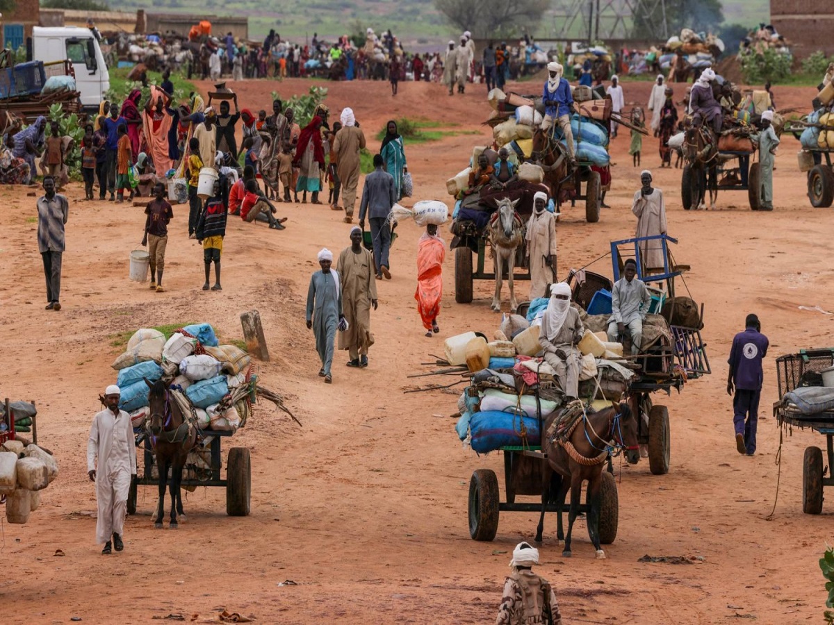 IOM: More than 10,000 people displaced in Sudan’s Blue Nile over three weeksThe International Organization for Migration reported on Sunday that more than 10,000 people have been displaced from their homes in Sudan’s Blue Nile State over the past three weeks due to escalating violence between local tribes.The organization said that the vast majority of those displaced are women and children who have sought shelter in schools and public buildings in the city of Al-Damazin and neighboring areas. The IOM expressed concern about the deteriorating humanitarian situation, warning that the influx of displaced people puts further pressure on already limited resources in the region.According to local authorities, ongoing fighting between rival tribes has led to the destruction of homes and infrastructure, prompting families to flee in search of safety. The organization called for urgent humanitarian assistance and the protection of civilians amid the latest wave of violence.