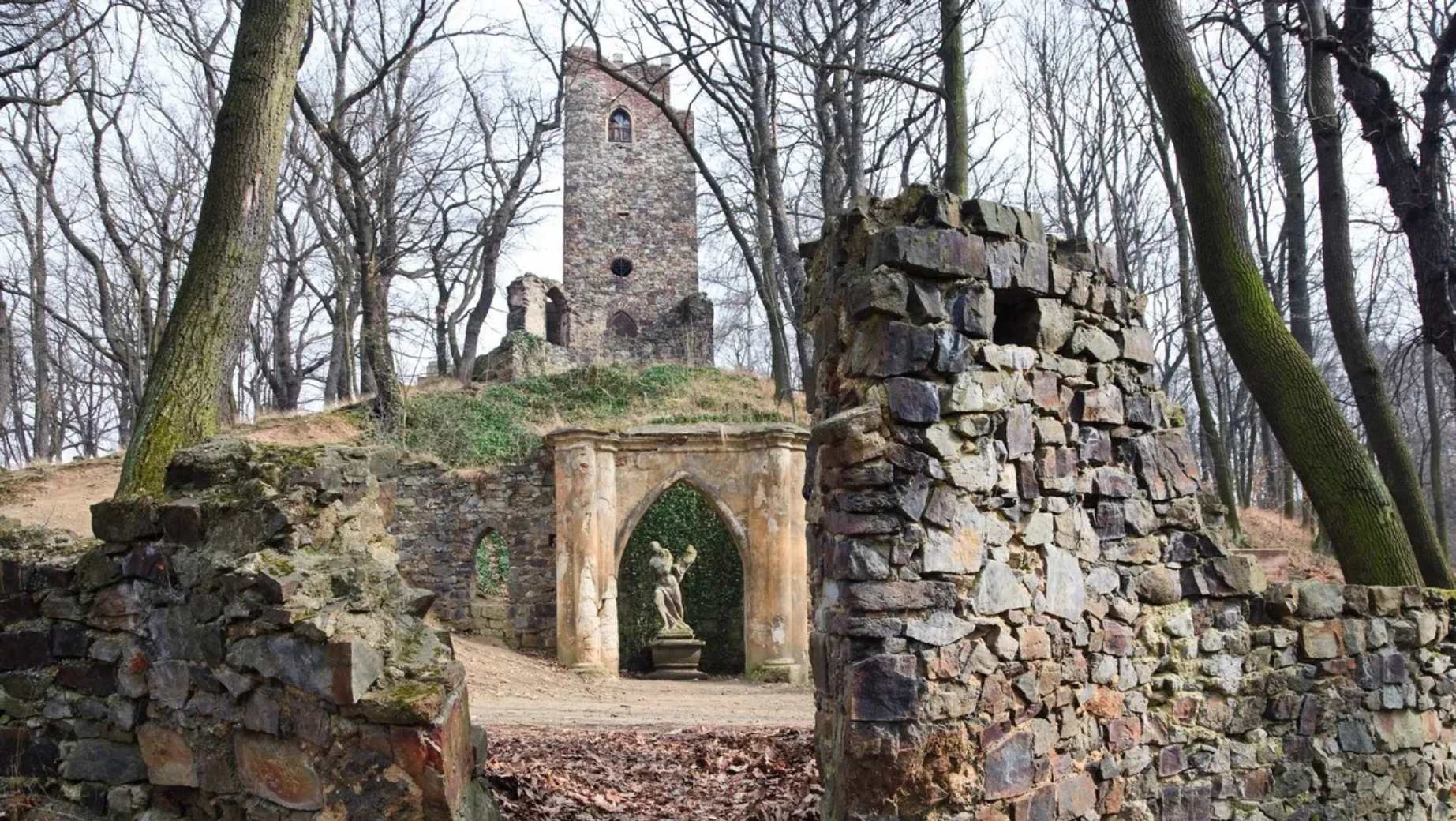 Prague’s Oldest Observation Tower Is Free to Visit