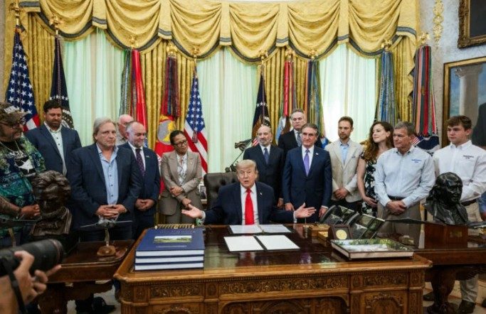 President allows commercial fishing in marine monuments, including Rose Atoll