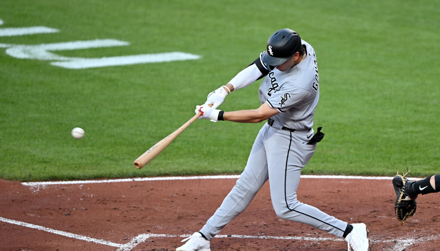 Rookies Jacob Gonzalez, Sam Antonacci power White Sox to win at Baltimore