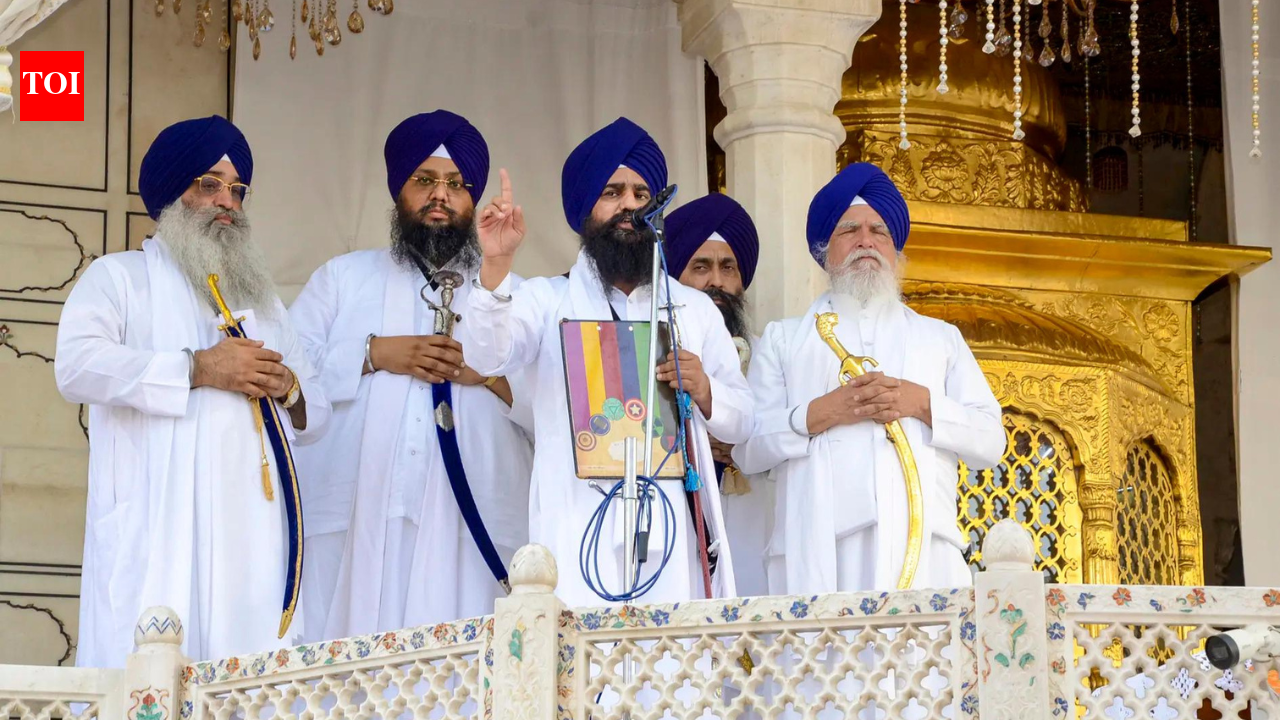 Sikh sacrilege row explained: Akal Takht gives Punjab govt 1 month to amend law; Sikh MLAs, ministers agree | India News