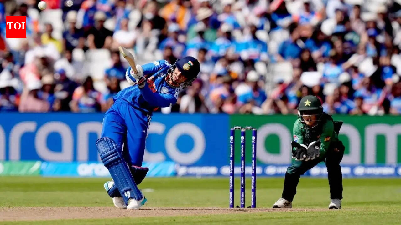 Smriti Mandhana scripts history vs Pakistan, joins Harmanpreet Kaur and Mithali Raj to become ... | Cricket News
