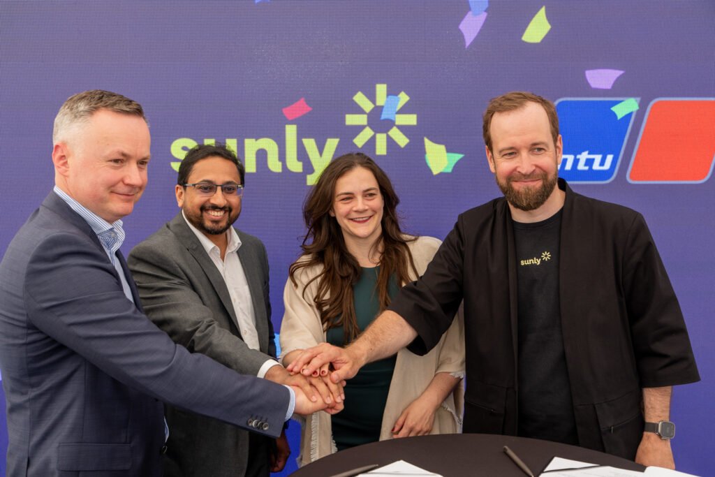 Sunly and Rolls-Royce sign largest battery storage deal across Baltics