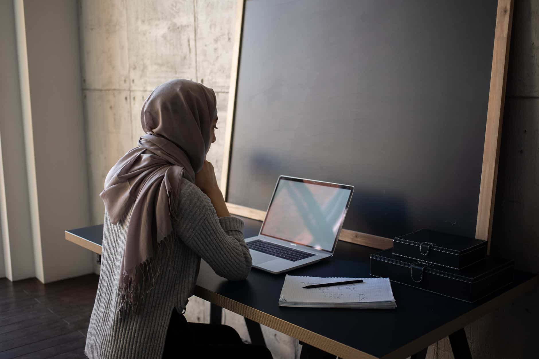 Swiss canton to ban headscarfs in schools