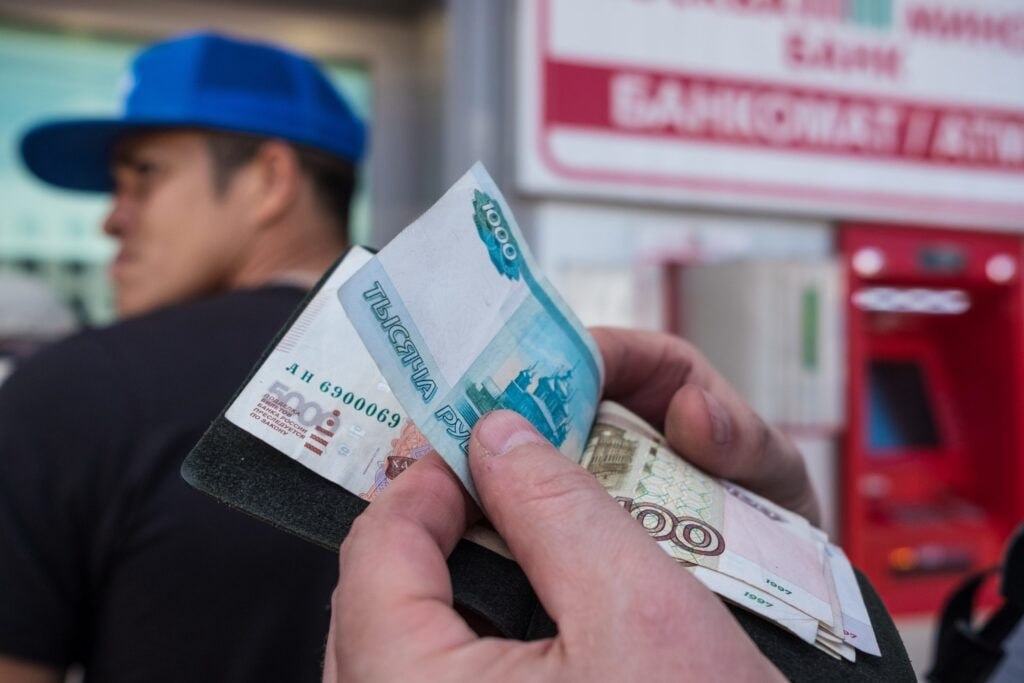 Tajik migrant in Russia recovers more than 1 million rubles in unpaid wages