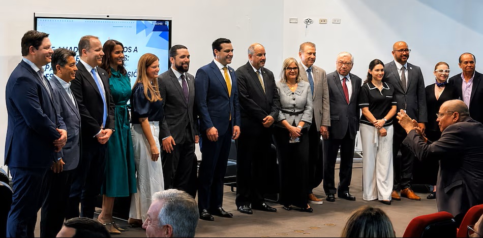 The Forum Between Panama and the United States: Institutionalism and Democracy