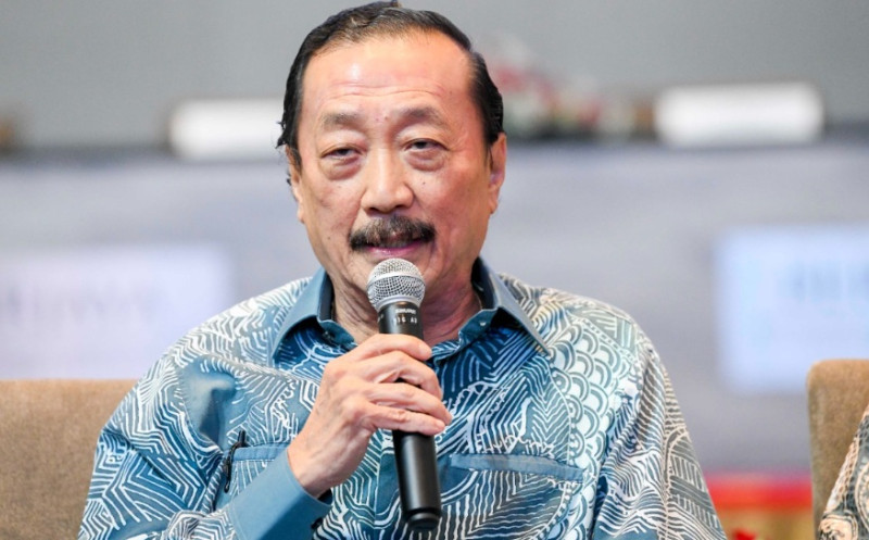 Tycoon Vincent Tan trims BCorp stake further in RM115m share sale