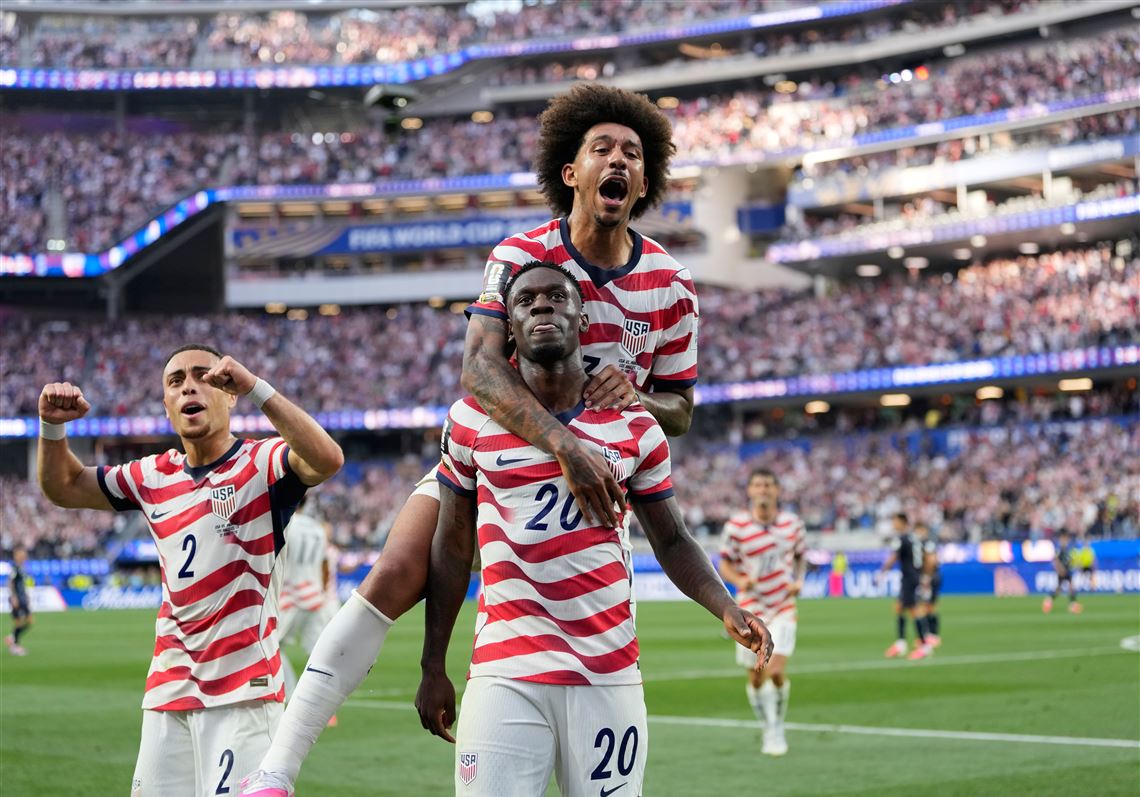 U.S. opens World Cup with a dynamic victory against Paraguay, sparked by Folarin Balogun's 2 goals