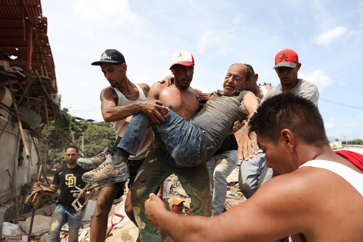 Venezuela hit by powerful twin earthquakes and other top photos from Latin America and the Caribbean